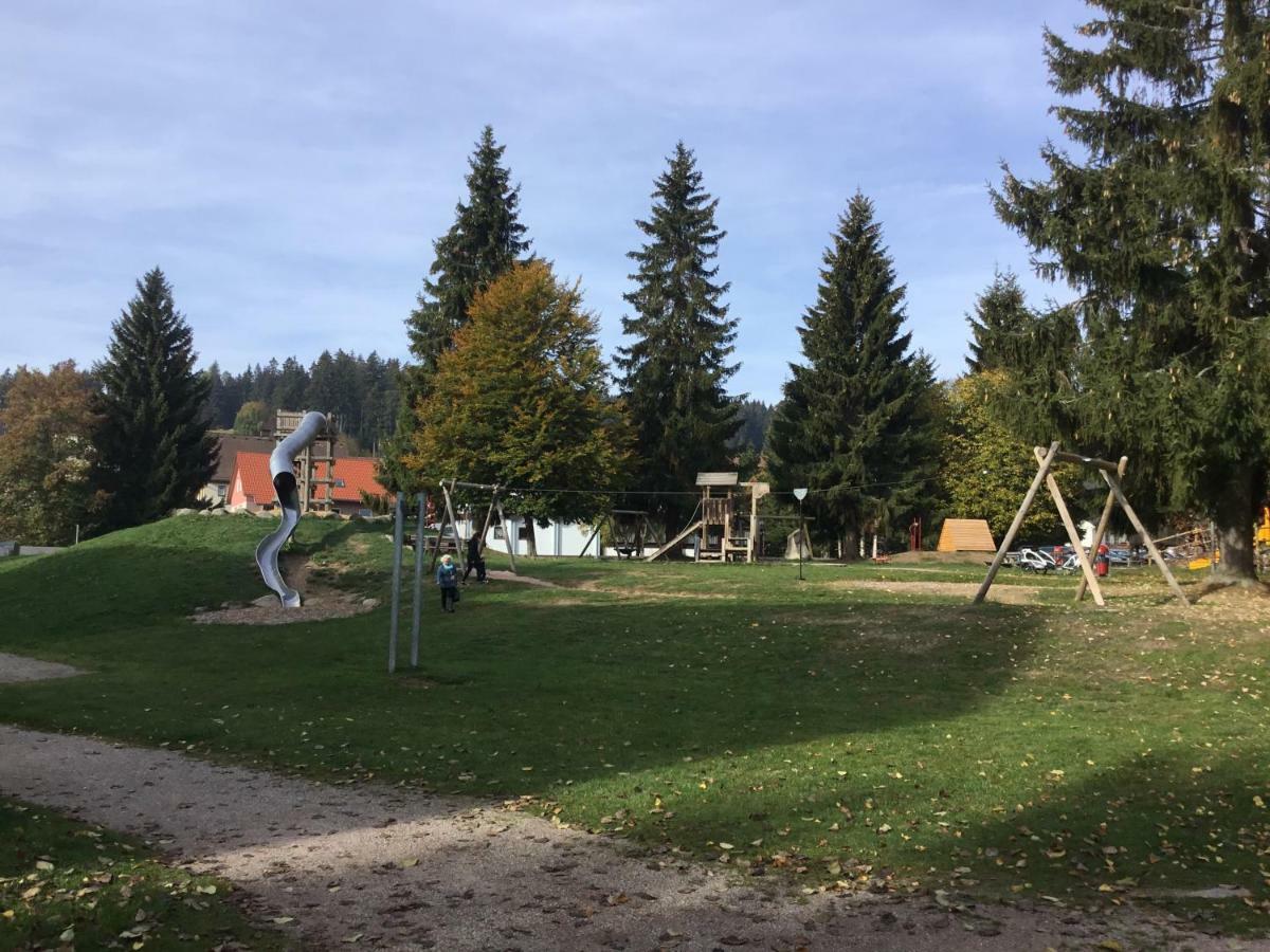 Gemuetliche 1Z Fewo In Schoenwald Mit Balkon, Schwimmbad, Sauna, Fitness Dış mekan fotoğraf
